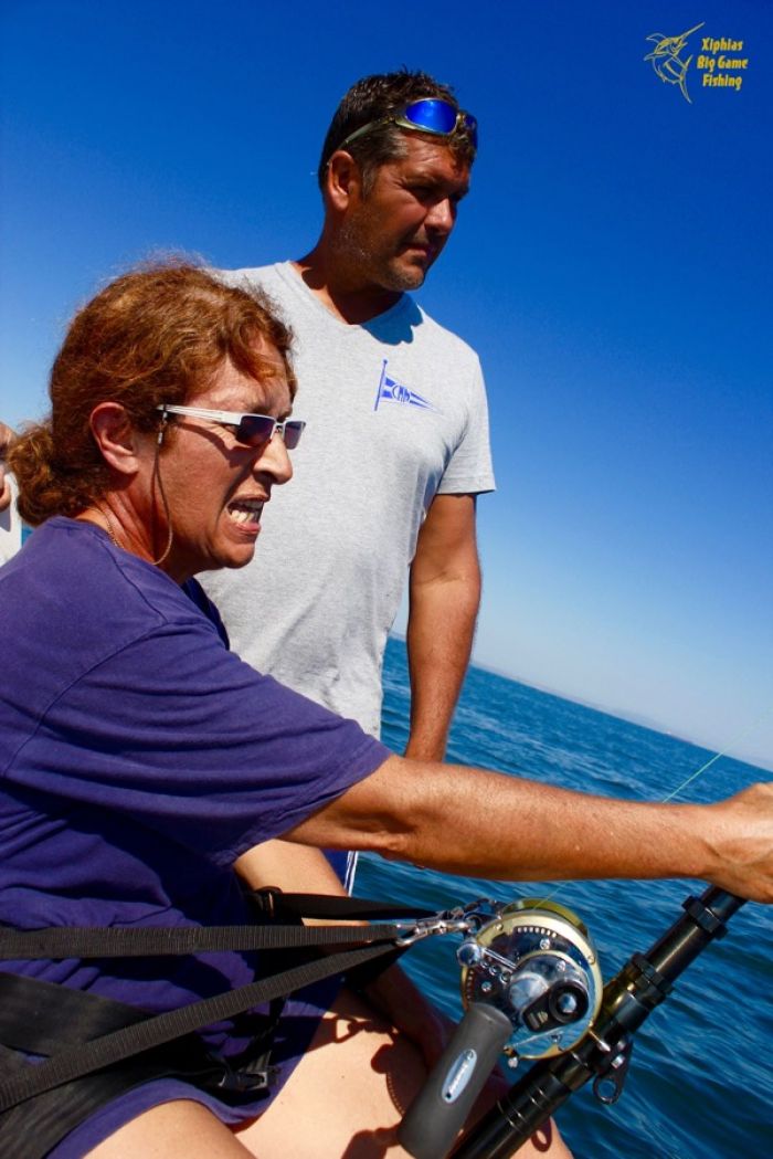 les femmes pêchent le thon rouge